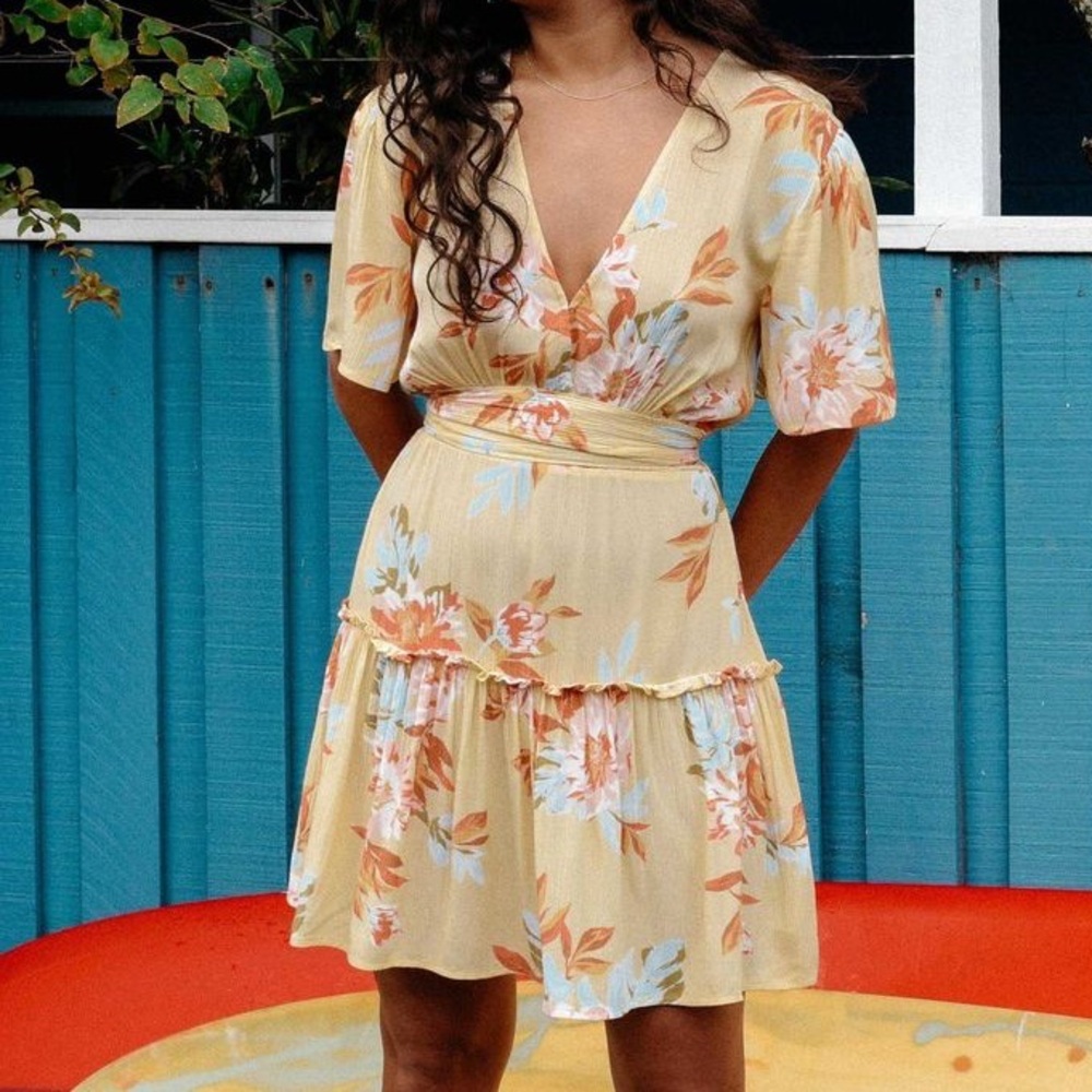 Billabong One and Only Wrap Dress size M